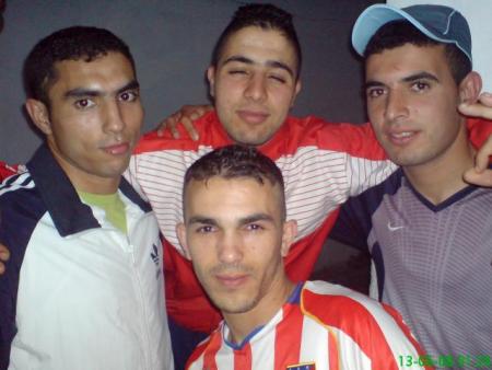 A VEC LES ....lol